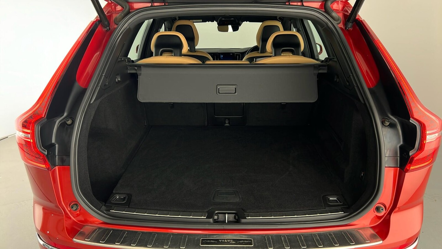 Used Volvo XC60 2018 for sale - 76361757: Photo 13