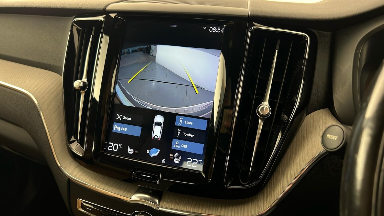 Used Volvo XC60 2018 for sale - 76361757: Photo 23