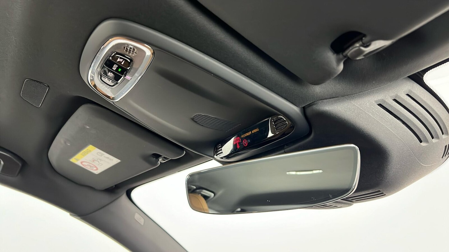 Used Volvo XC60 2018 for sale - 76361757: Photo 36