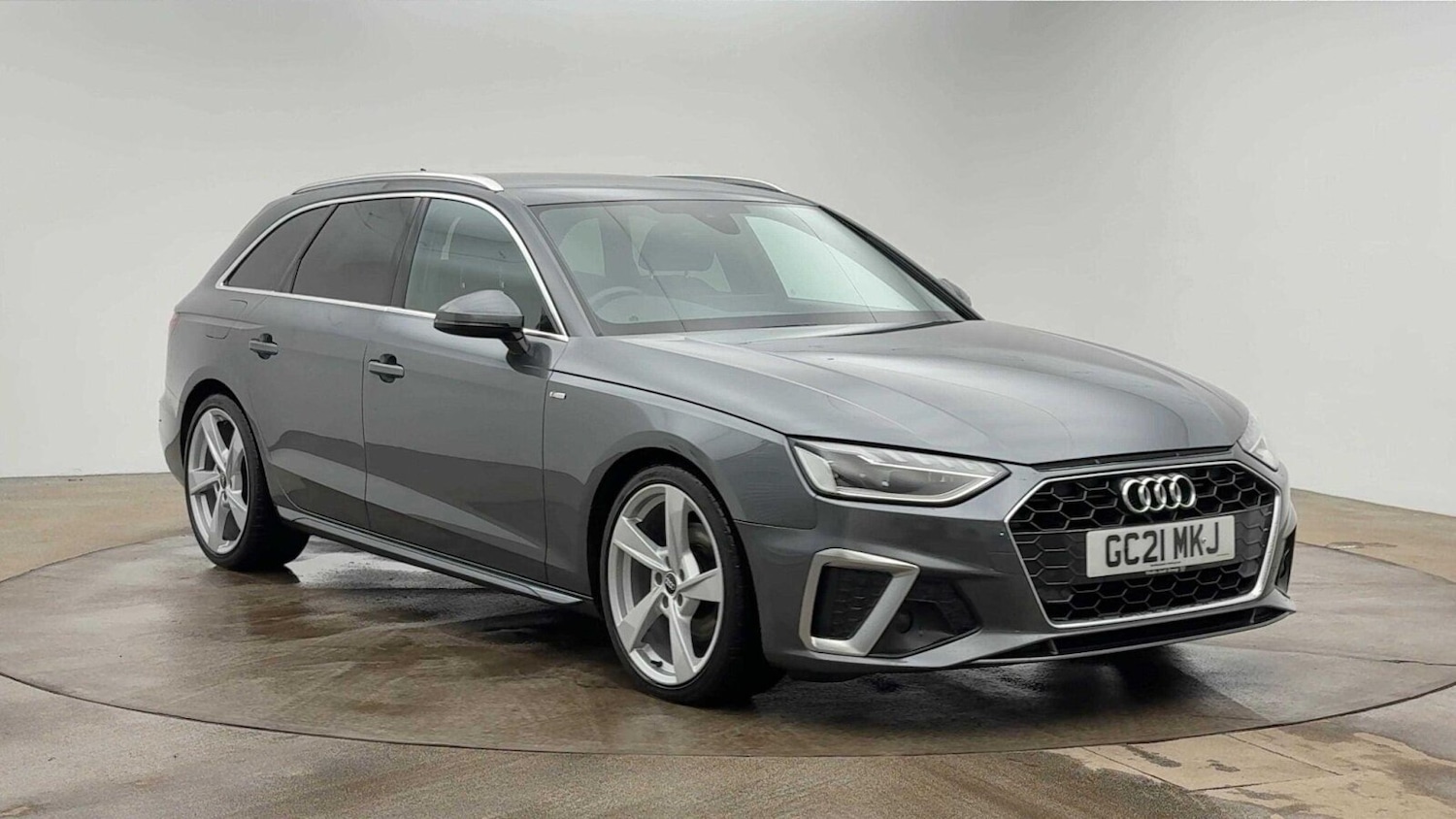 Used Audi A4 2021 for sale - 76959960: Photo 1