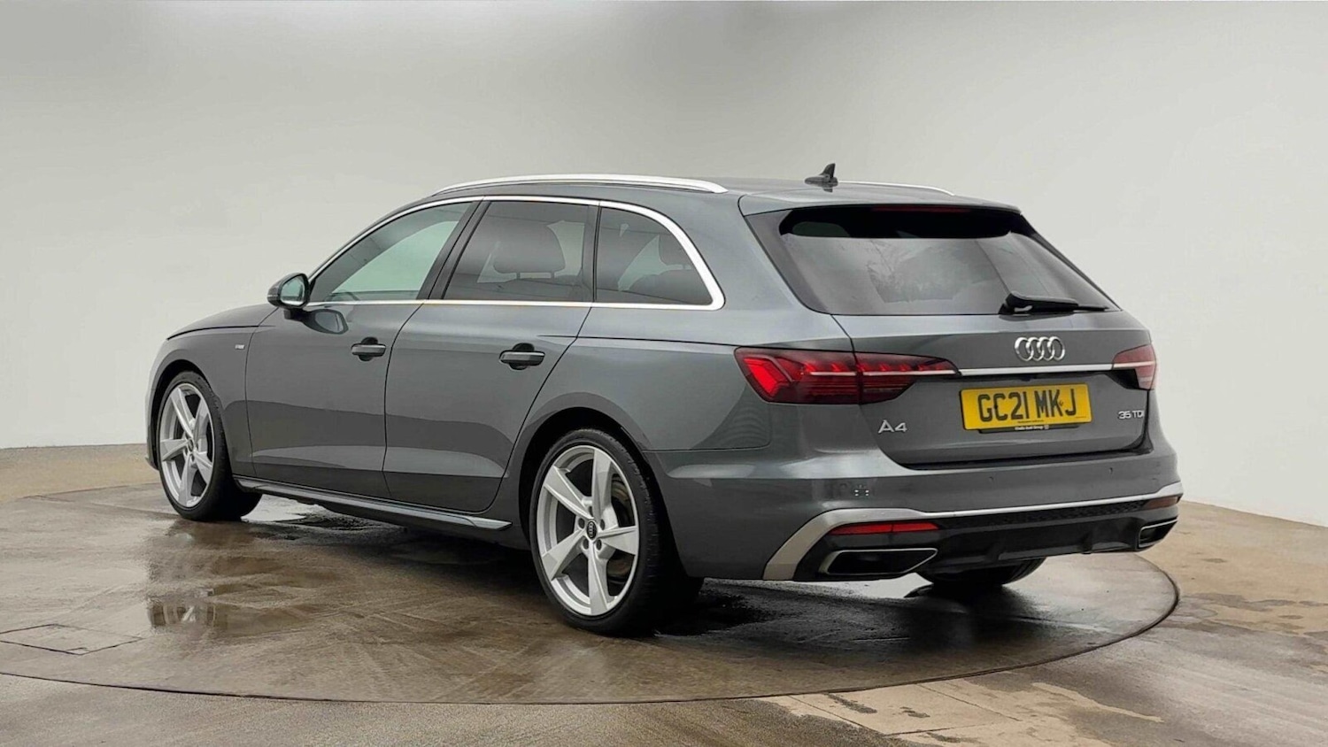 Used Audi A4 2021 for sale - 76959960: Photo 3