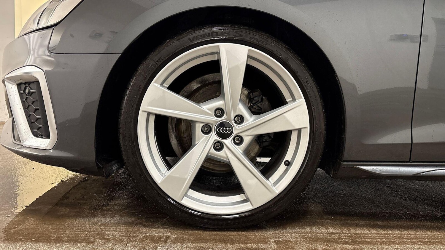 Used Audi A4 2021 for sale - 76959960: Photo 5