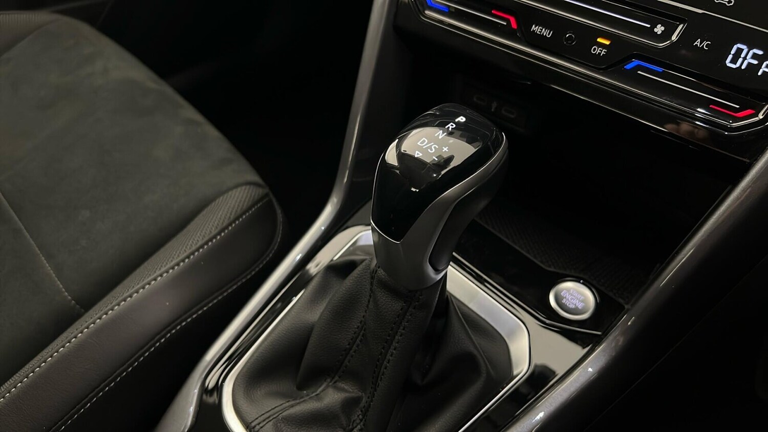 Used Volkswagen T-Roc 2023 for sale - 77346897: Photo 20