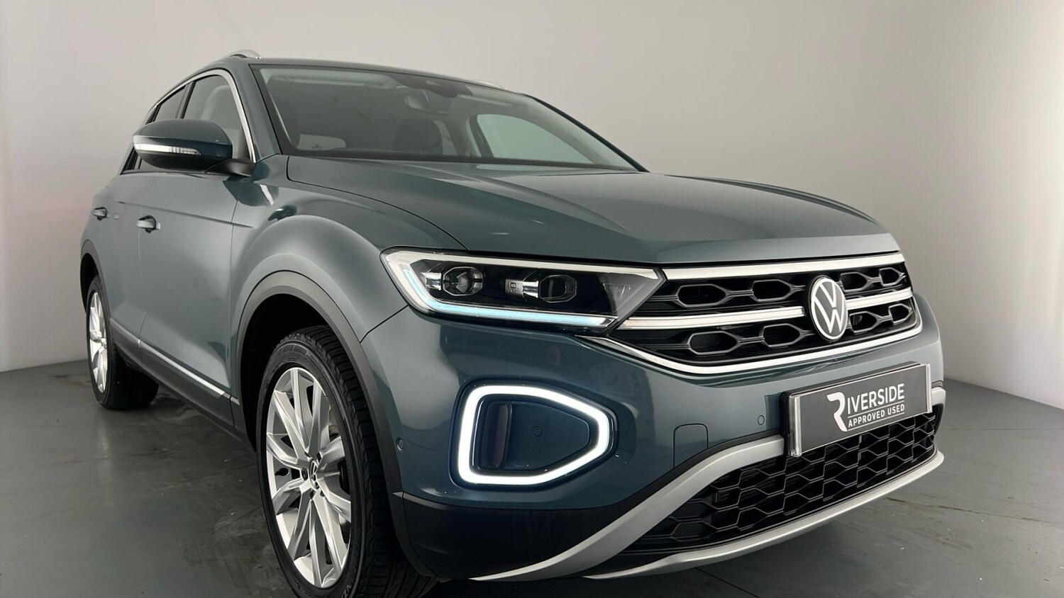 Used Volkswagen T-Roc 2023 for sale - 77346897: Photo 24