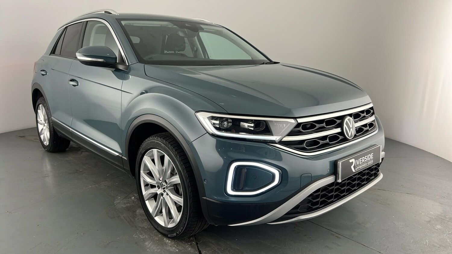 Used Volkswagen T-Roc 2023 for sale - 77346897: Photo 25