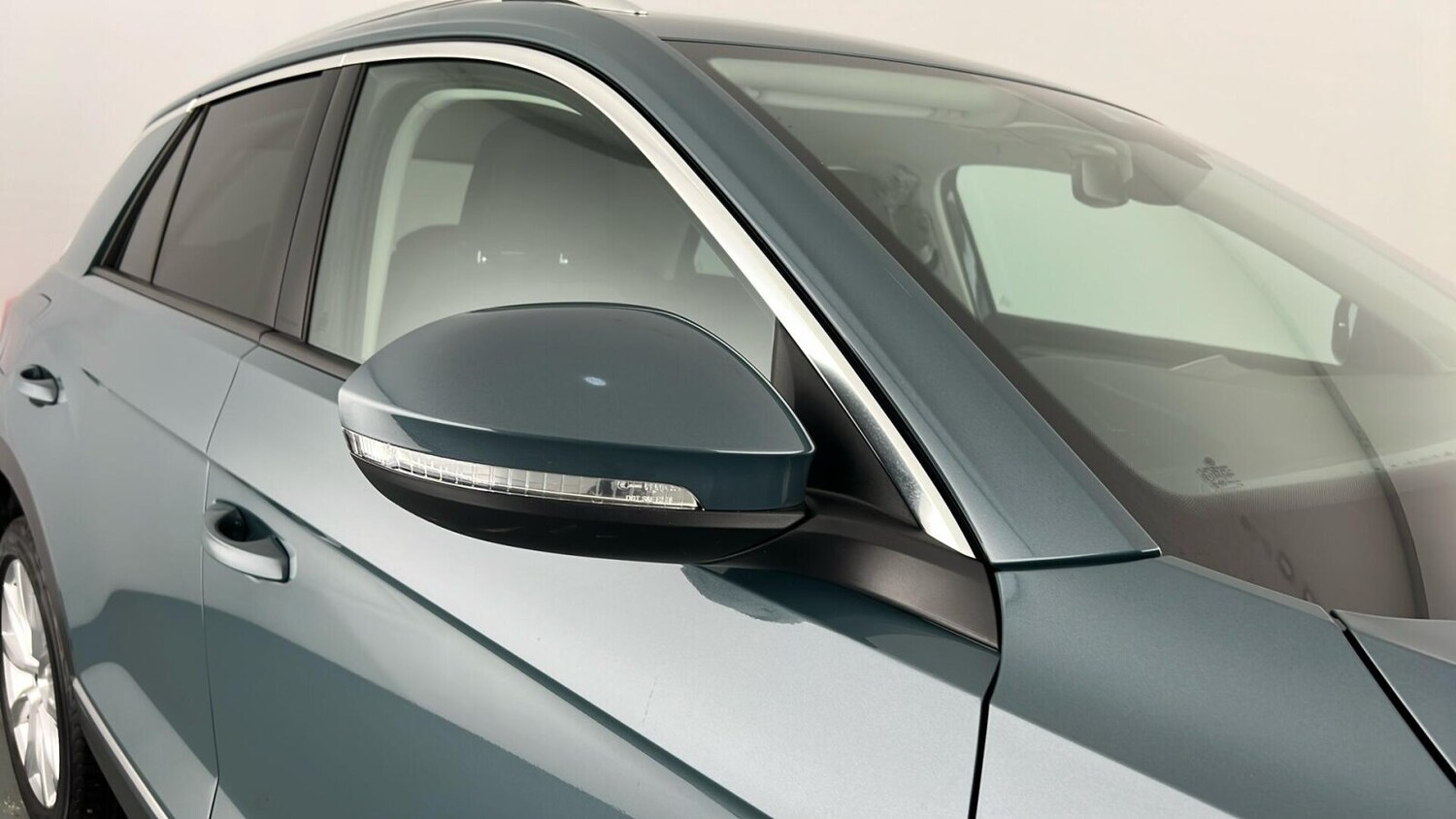 Used Volkswagen T-Roc 2023 for sale - 77346897: Photo 26