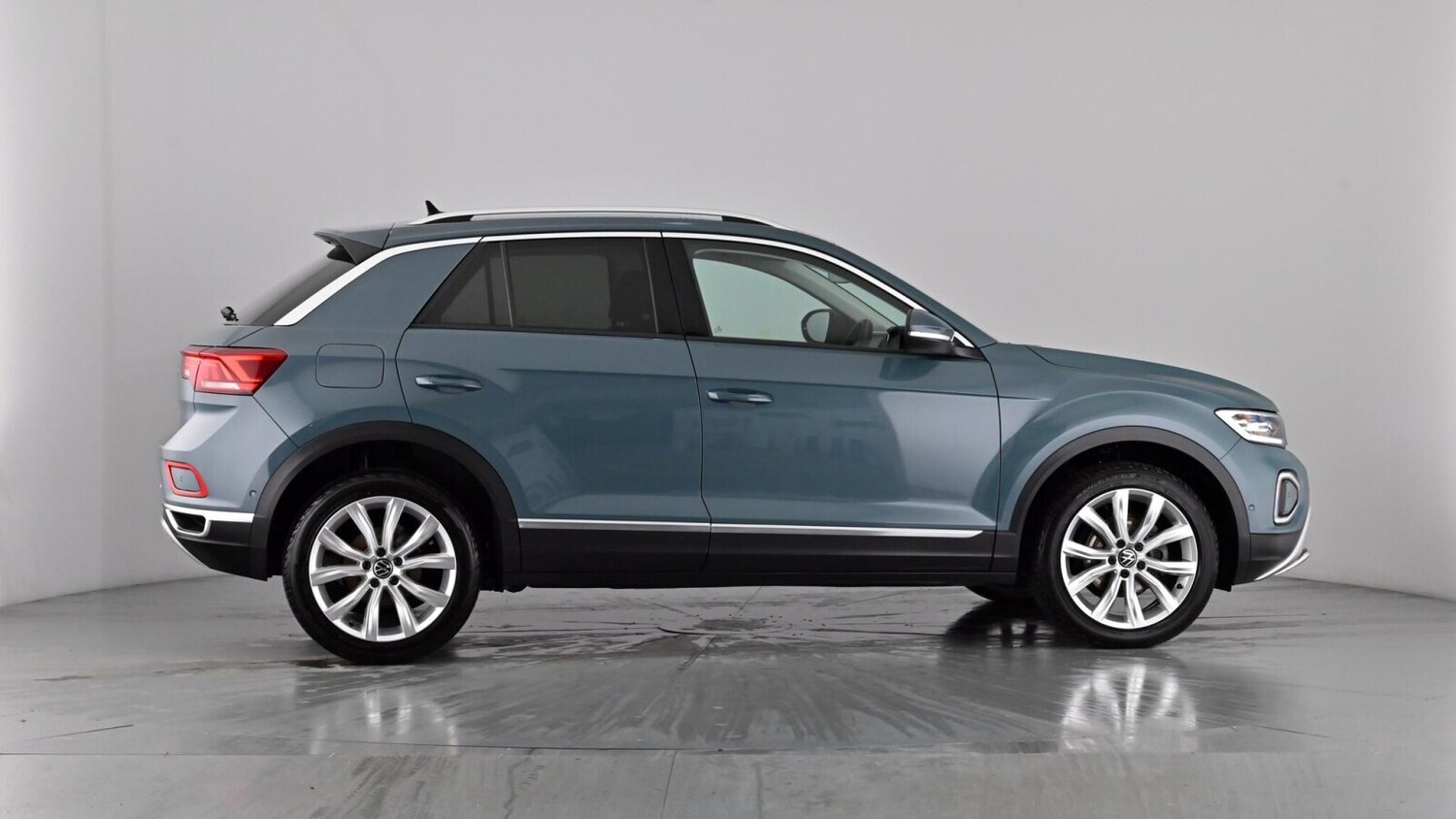 Used Volkswagen T-Roc 2023 for sale - 77346897: Photo 72