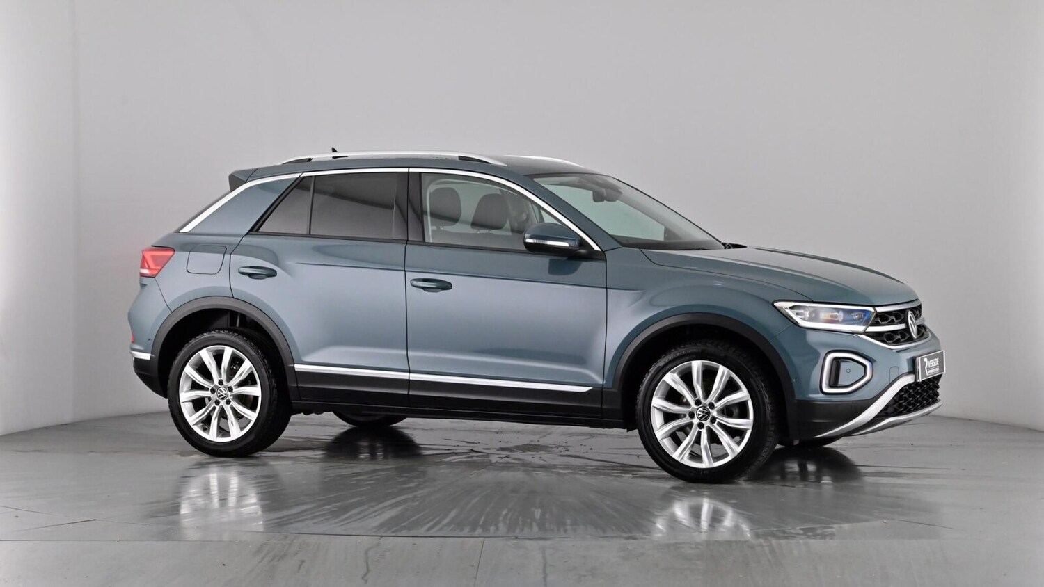 Used Volkswagen T-Roc 2023 for sale - 77346897: Photo 75