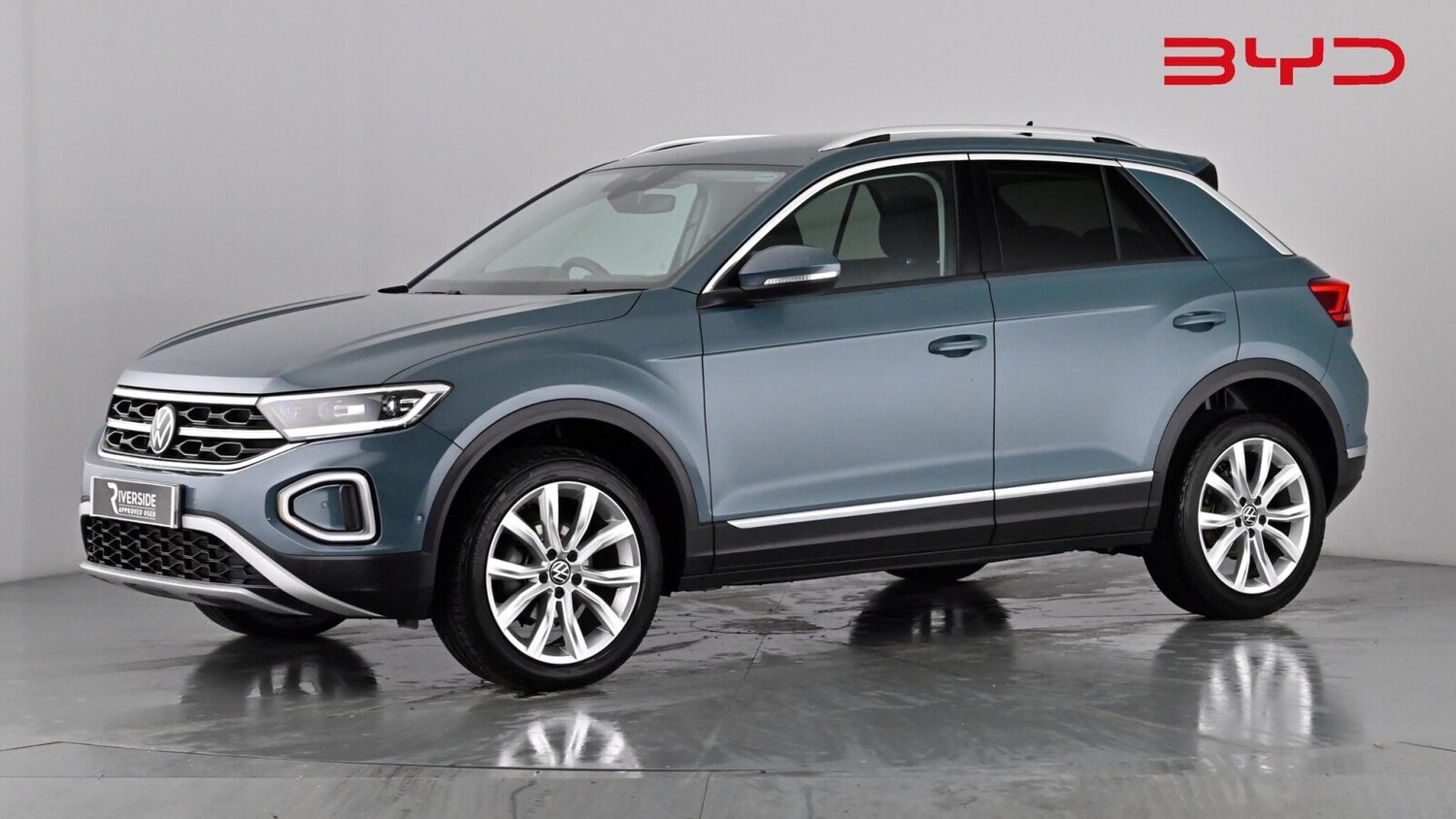 Used Volkswagen T-Roc 2023 for sale - 77346897: Photo 8