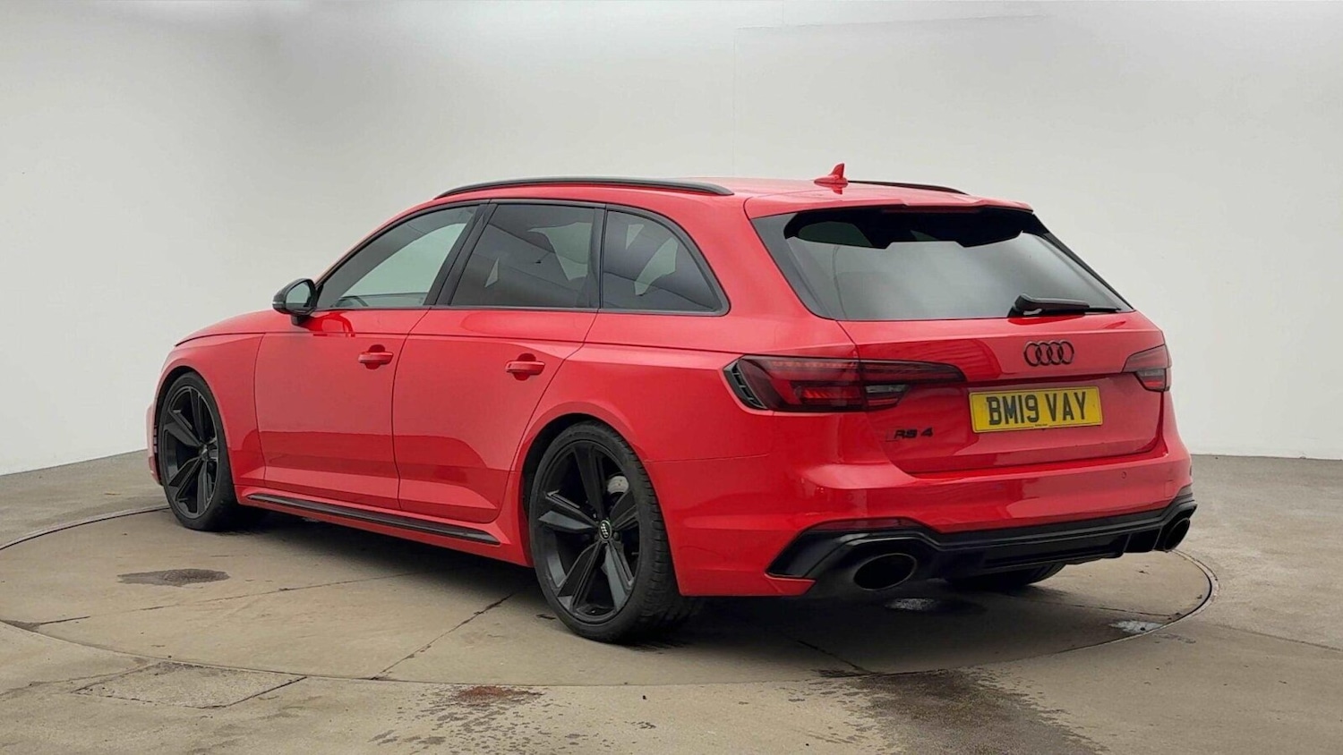Used Audi RS4 2019 for sale - 76575152: Photo 2