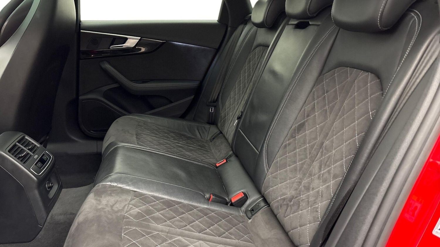 Used Audi RS4 2019 for sale - 76575152: Photo 9