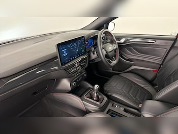 Used Ford Focus 2023 for sale - 78563332: Photo
