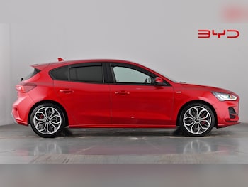 Used Ford Focus 2023 for sale - 78563332: Photo