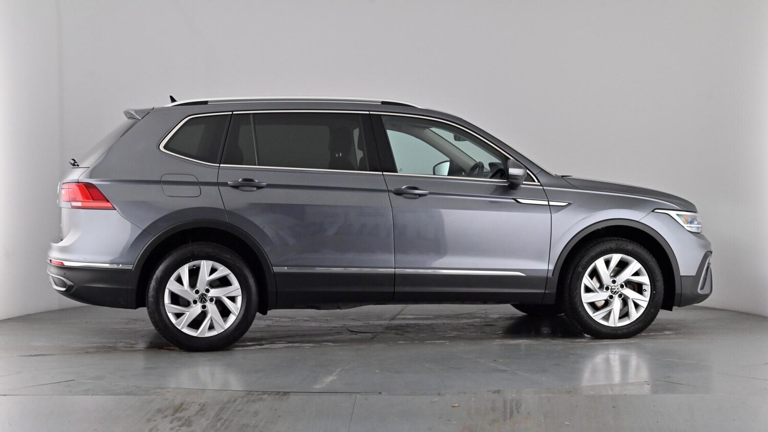 Used Volkswagen Tiguan Allspace 2022 for sale - 77499697: Photo 77