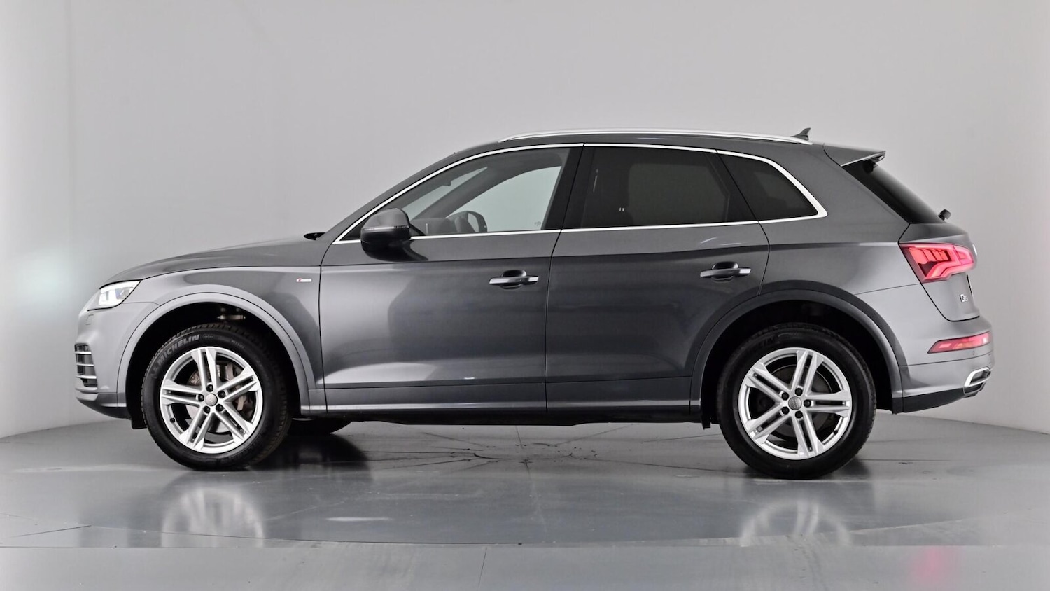 Used Audi Q5 2018 for sale - 77151446: Photo 65