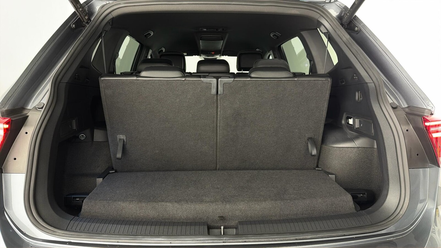 Used Volkswagen Tiguan Allspace 2024 for sale - 77885449: Photo 31