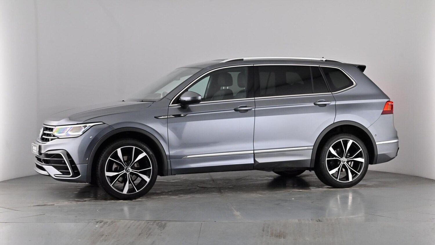 Used Volkswagen Tiguan Allspace 2024 for sale - 77885449: Photo 54