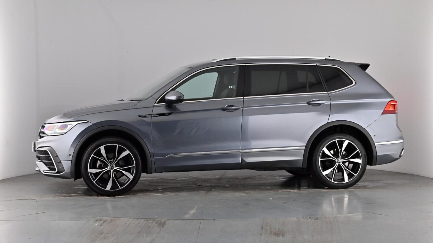 Used Volkswagen Tiguan Allspace 2024 for sale - 77885449: Photo 55