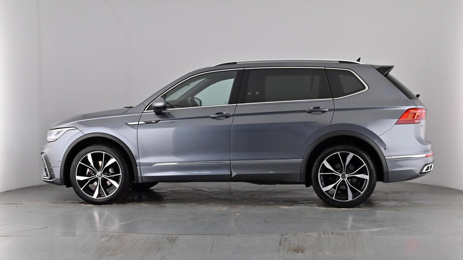 Used Volkswagen Tiguan Allspace 2024 for sale - 77885449: Photo 57