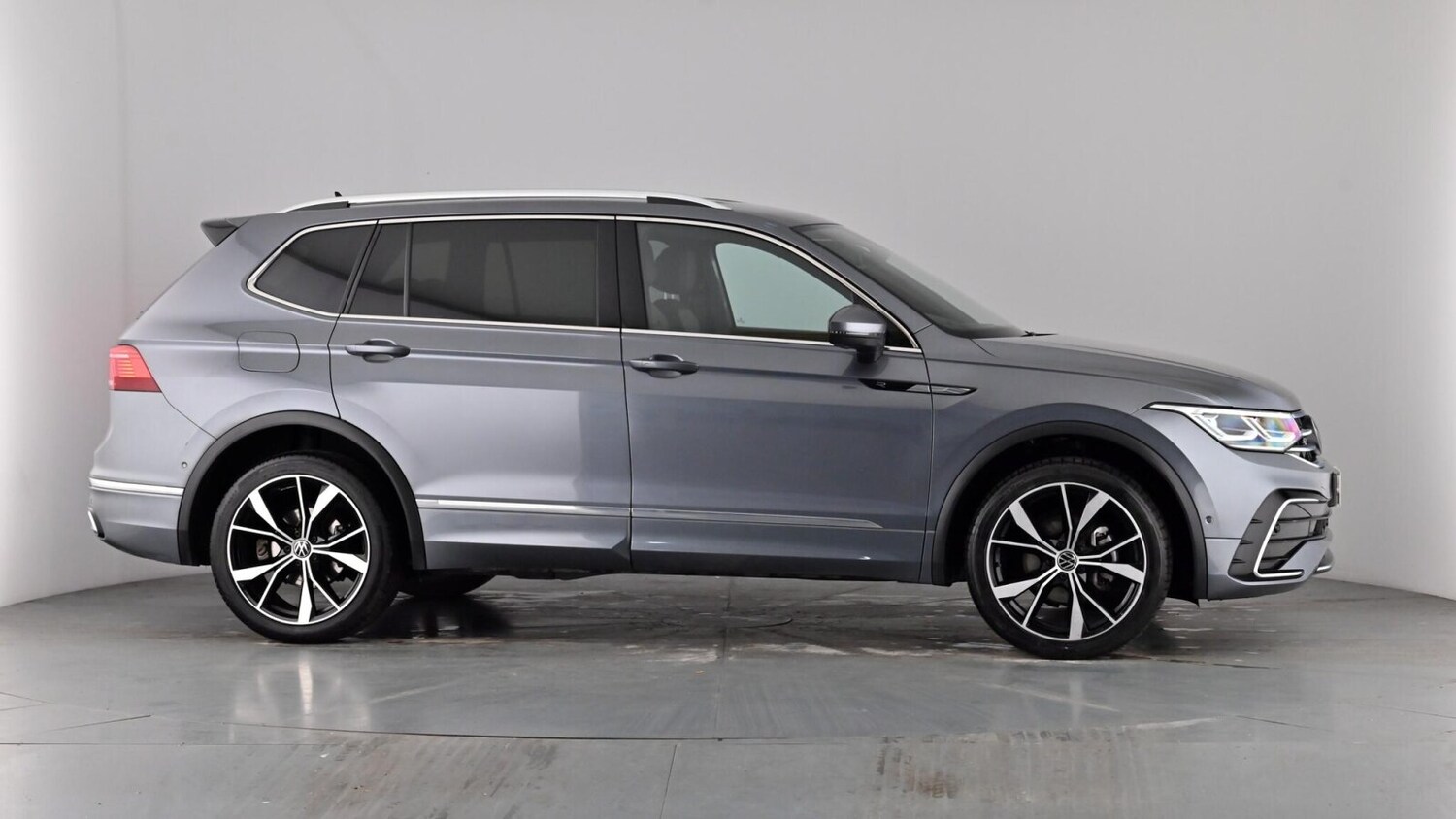 Used Volkswagen Tiguan Allspace 2024 for sale - 77885449: Photo 75