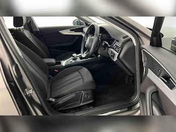 Used Audi A4 2020 for sale - 76276423: Photo