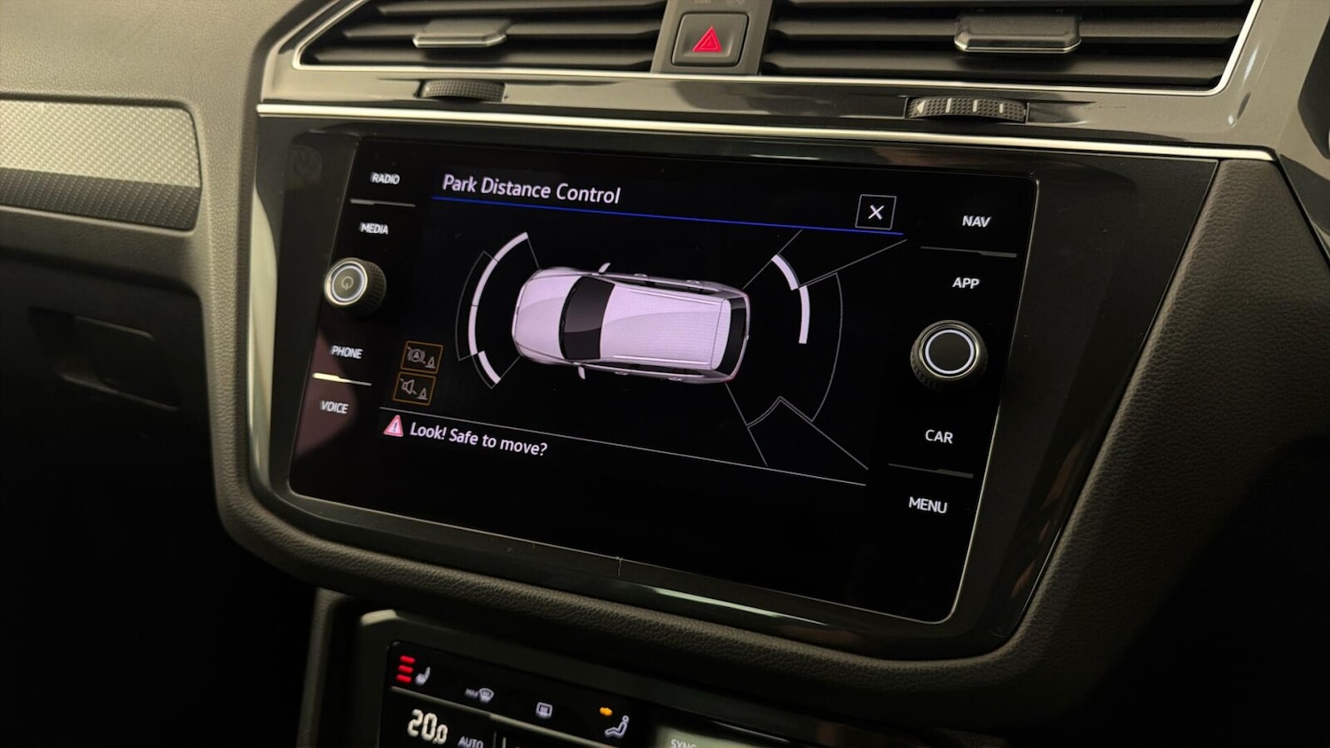 Used Volkswagen Tiguan 2022 for sale - 77771212: Photo 23