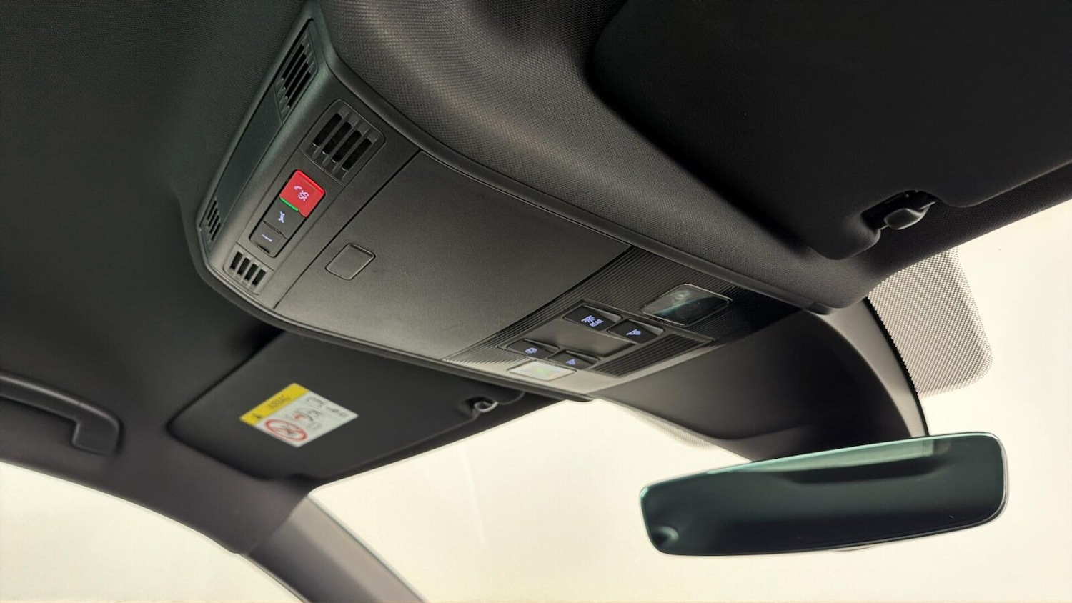 Used Volkswagen Tiguan 2022 for sale - 77771212: Photo 35