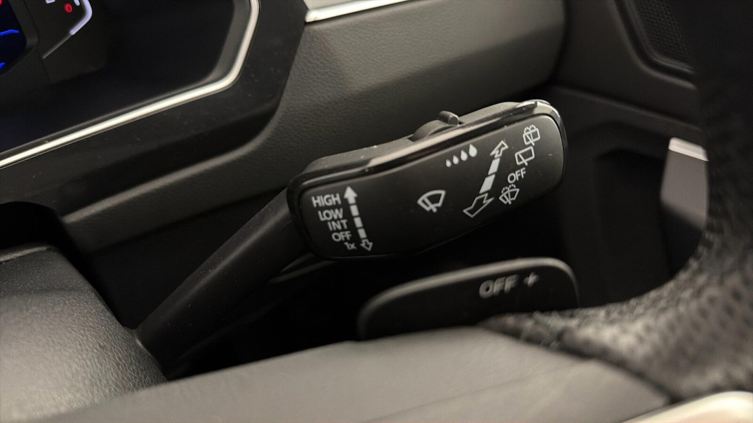 Used Volkswagen Tiguan 2022 for sale - 77771212: Photo 36