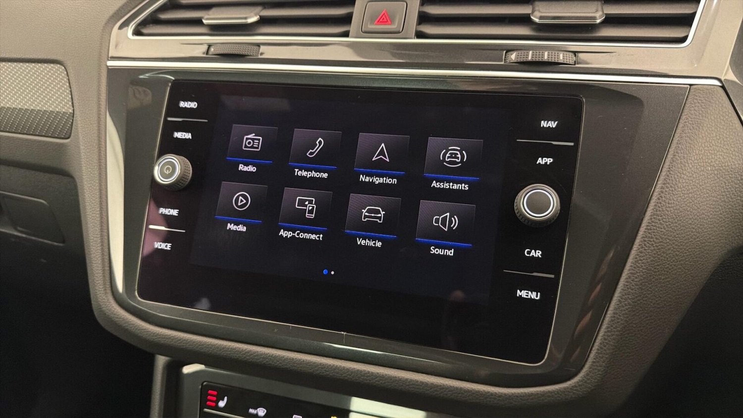 Used Volkswagen Tiguan 2022 for sale - 77771212: Photo 38