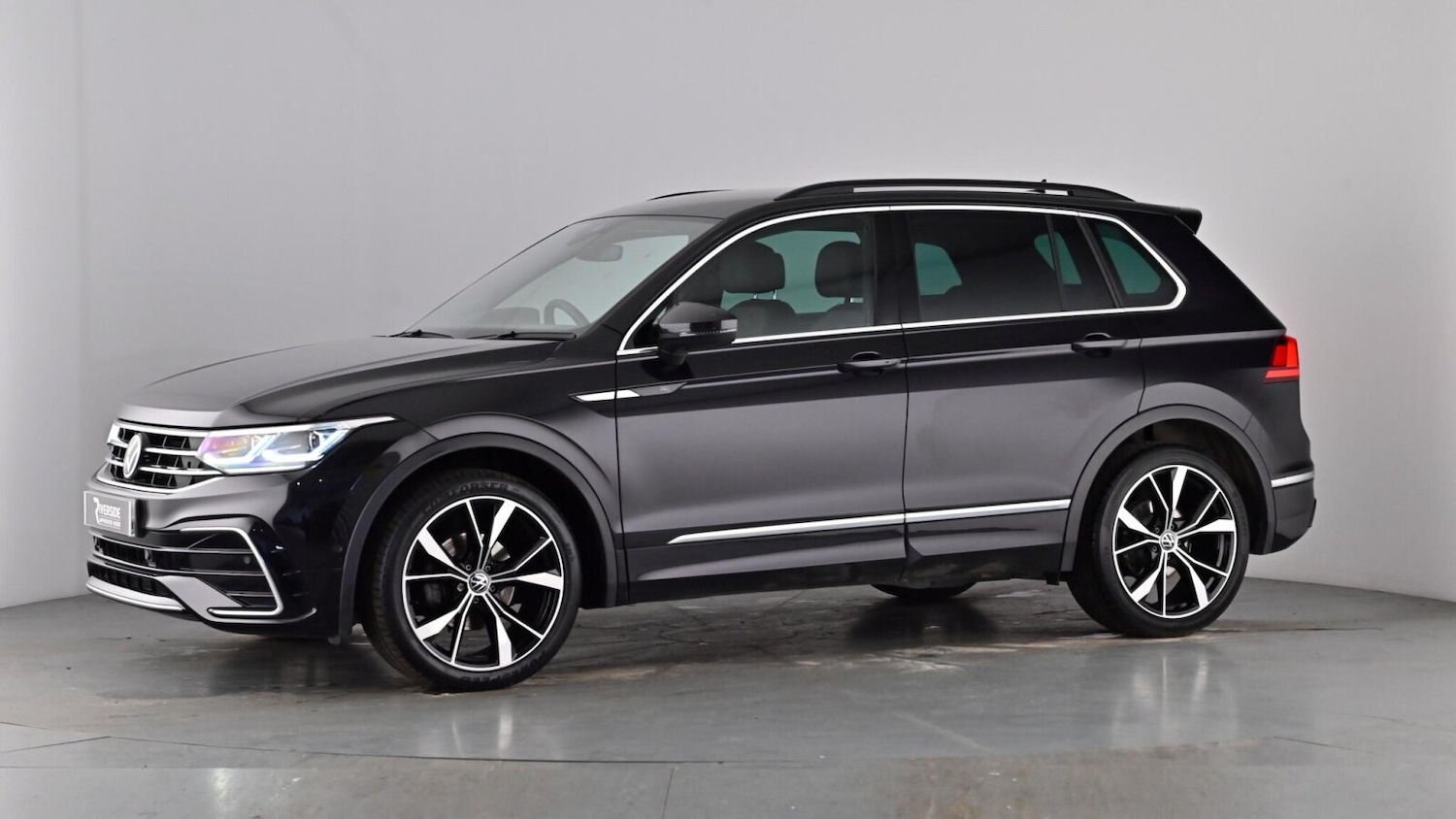 Used Volkswagen Tiguan 2022 for sale - 77771212: Photo 51