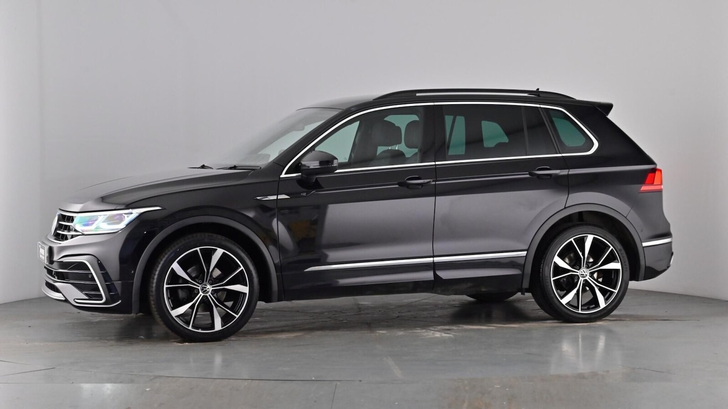 Used Volkswagen Tiguan 2022 for sale - 77771212: Photo 52