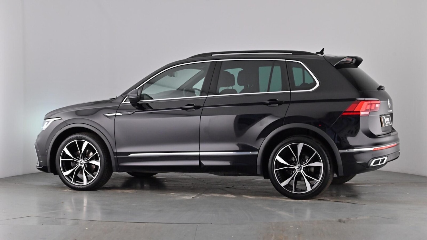 Used Volkswagen Tiguan 2022 for sale - 77771212: Photo 56