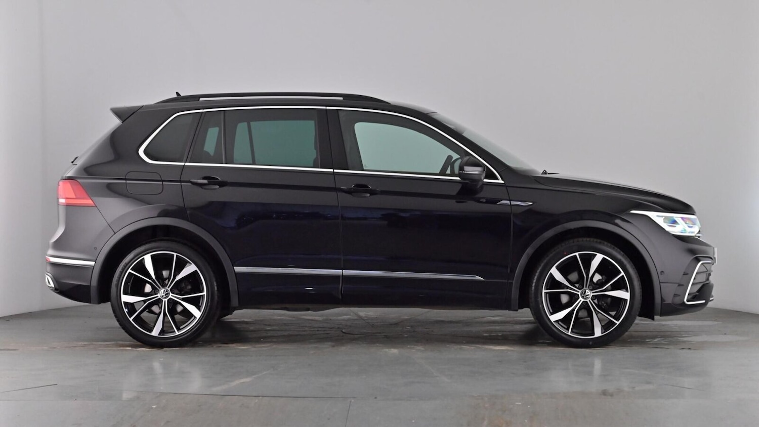 Used Volkswagen Tiguan 2022 for sale - 77771212: Photo 72