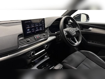 Used Audi Q5 2021 for sale - 76563778: Photo