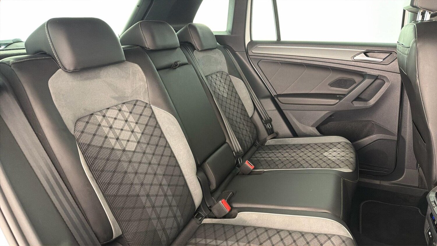 Used Volkswagen Tiguan 2022 for sale - 77685728: Photo 31