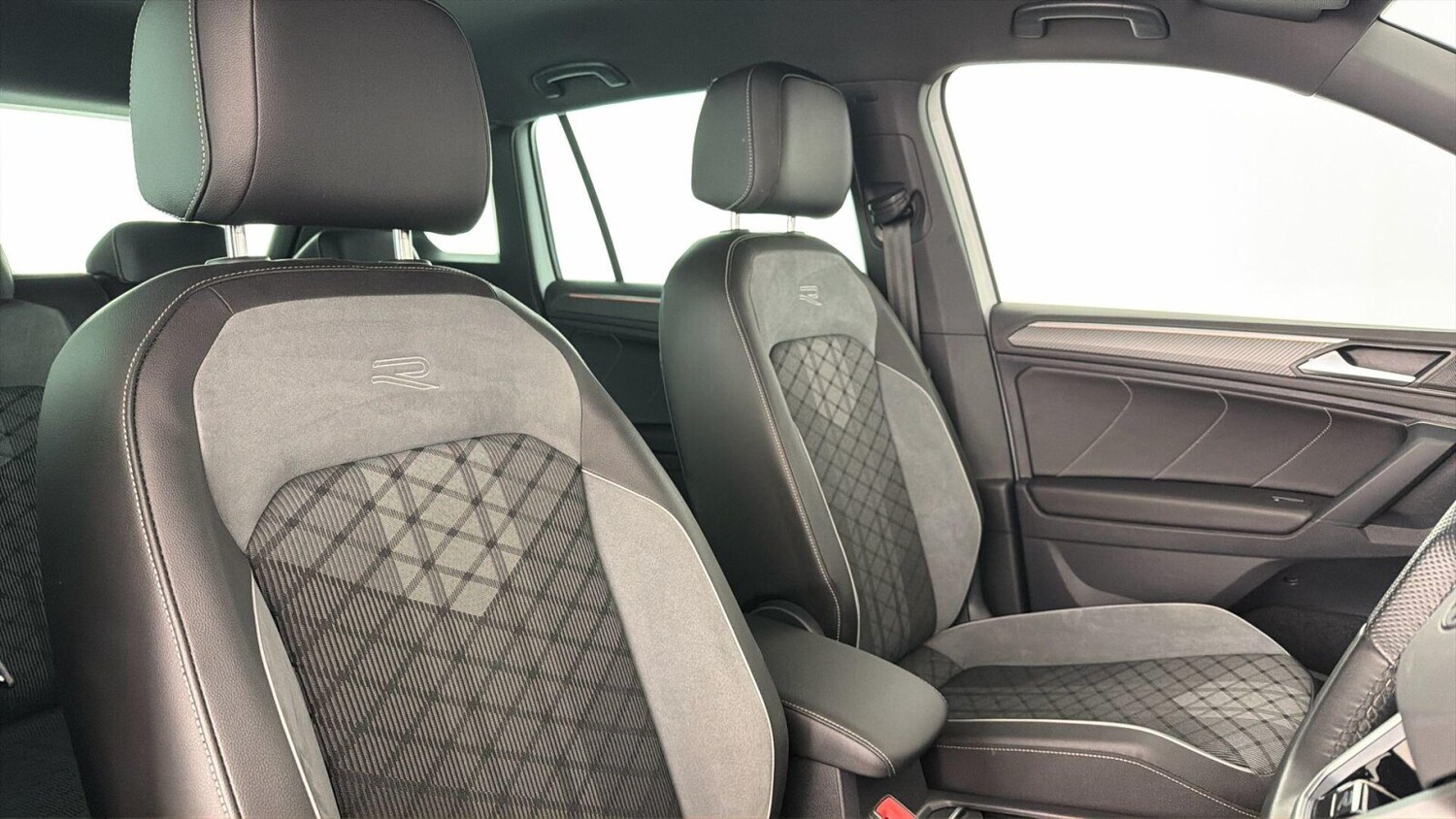 Used Volkswagen Tiguan 2022 for sale - 77685728: Photo 33