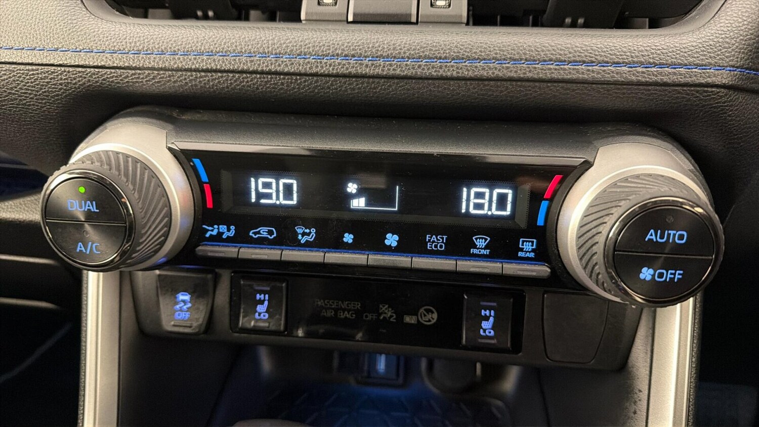 Used Toyota RAV4 2021 for sale - 78049785: Photo 18