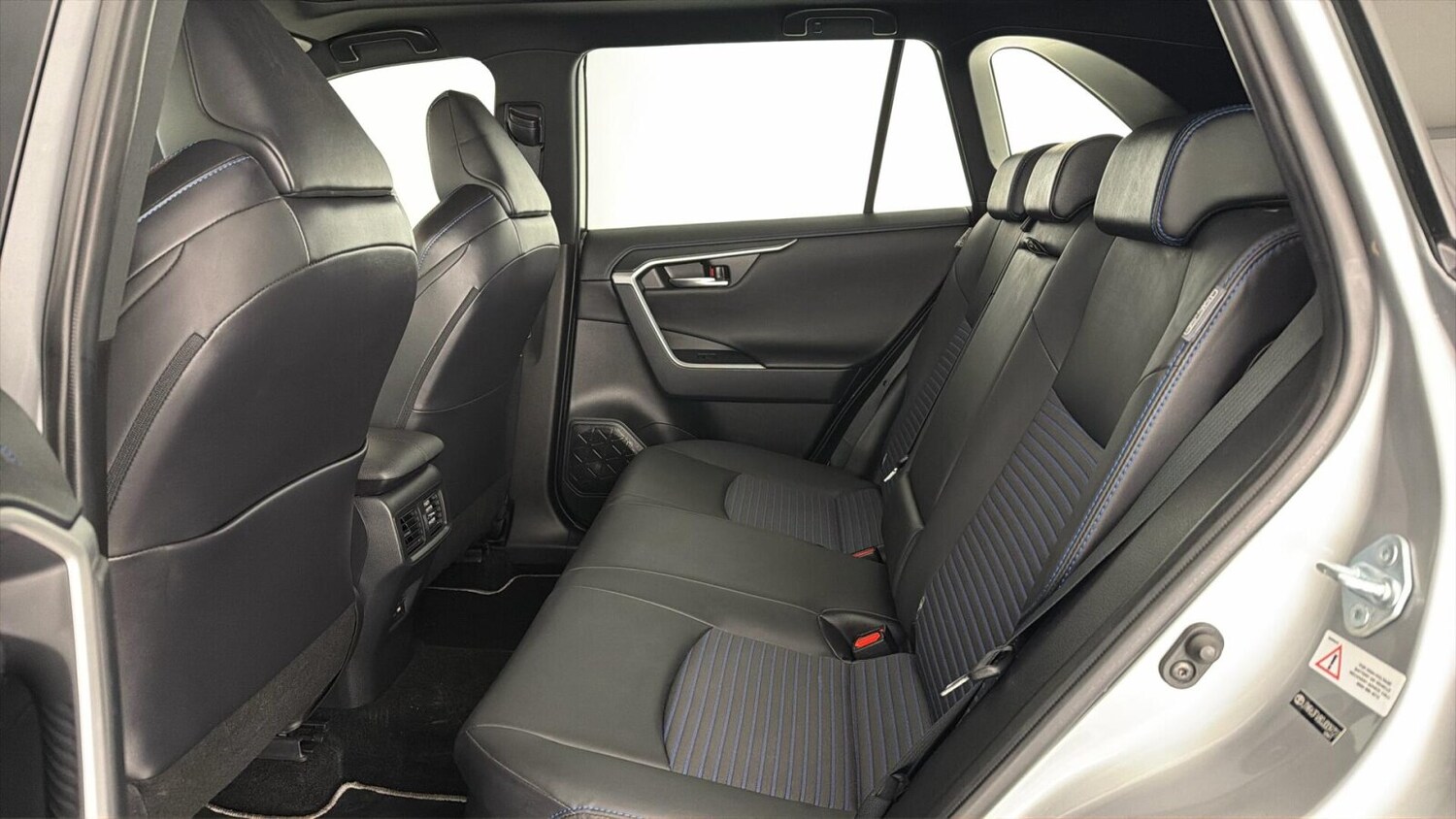 Used Toyota RAV4 2021 for sale - 78049785: Photo 24