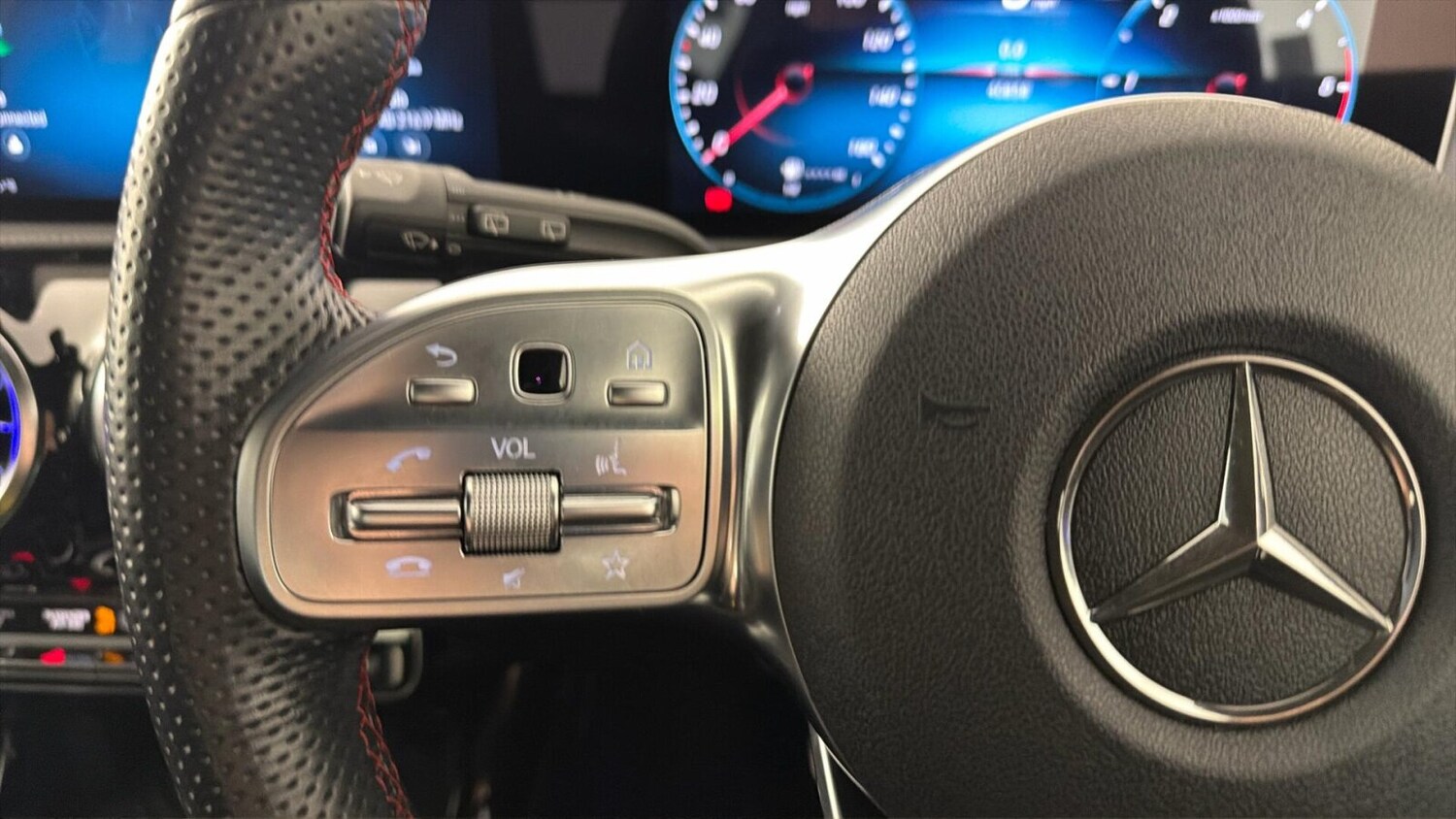 Used Mercedes-Benz A-Class 2019 for sale - 77353791: Photo 18