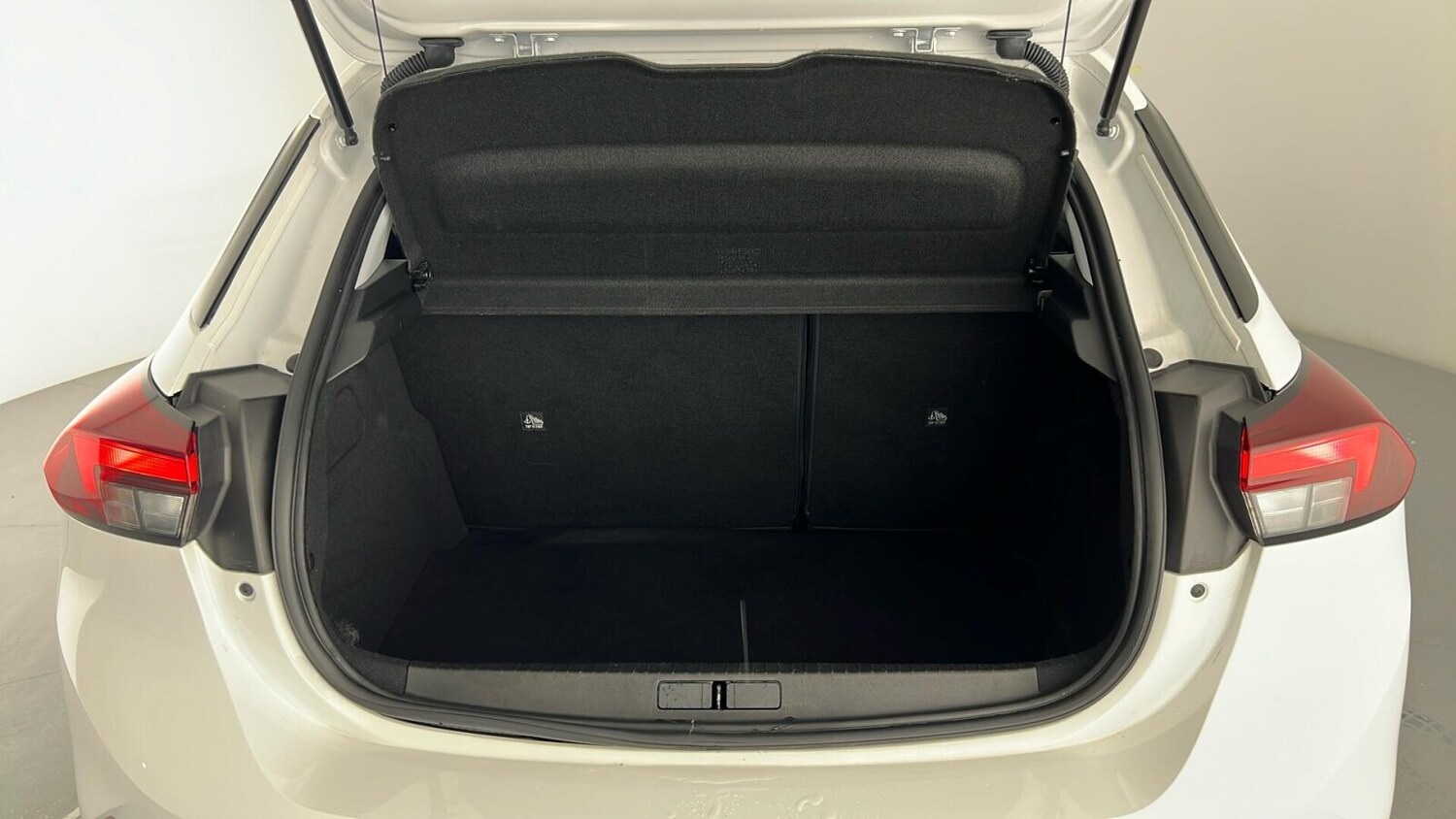 Used Vauxhall Corsa 2022 for sale - 76428158: Photo 21