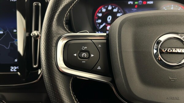 Used Volvo XC40 2019 for sale - 75688499: Photo 22