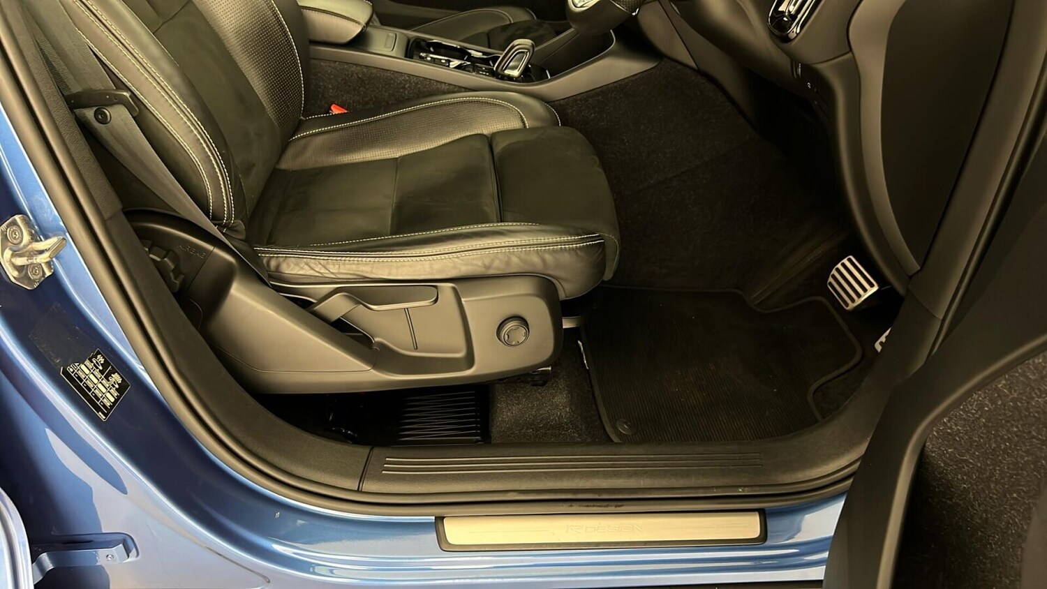 Vehicle 32