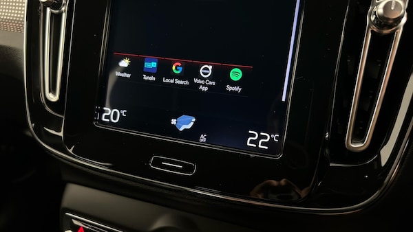 Used Volvo XC40 2019 for sale - 75688499: Photo 41