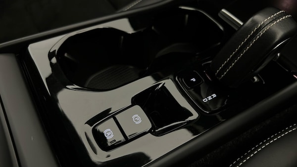 Used Volvo XC40 2019 for sale - 75688499: Photo 47