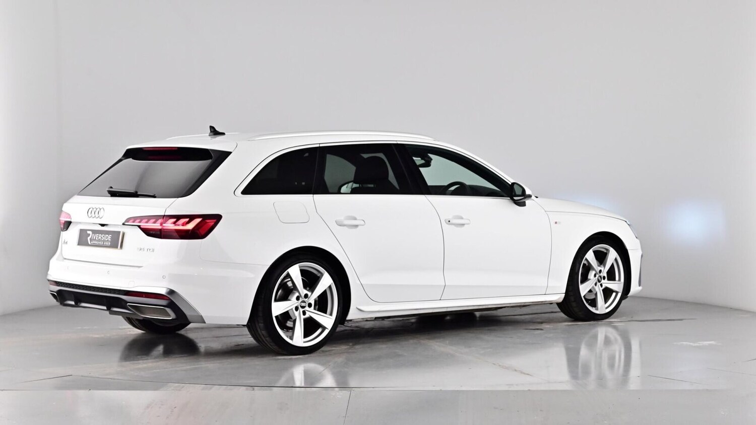 Used Audi A4 2022 for sale - 76487160: Photo 77