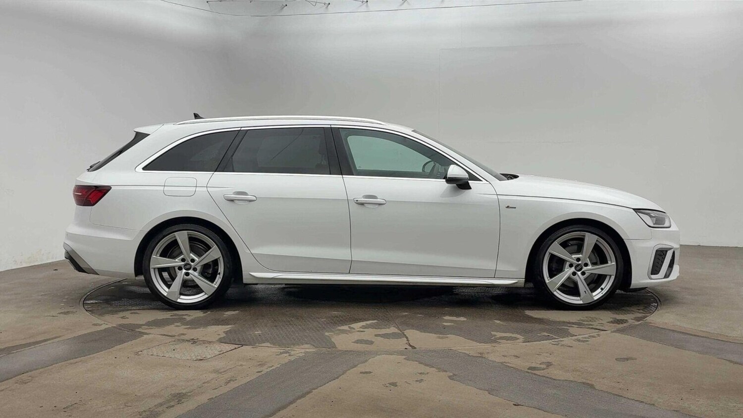 Used Audi A4 2022 for sale - 76487160: Photo 8