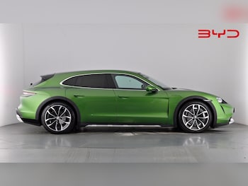 Used Porsche Taycan 2023 for sale - 78664080: Photo