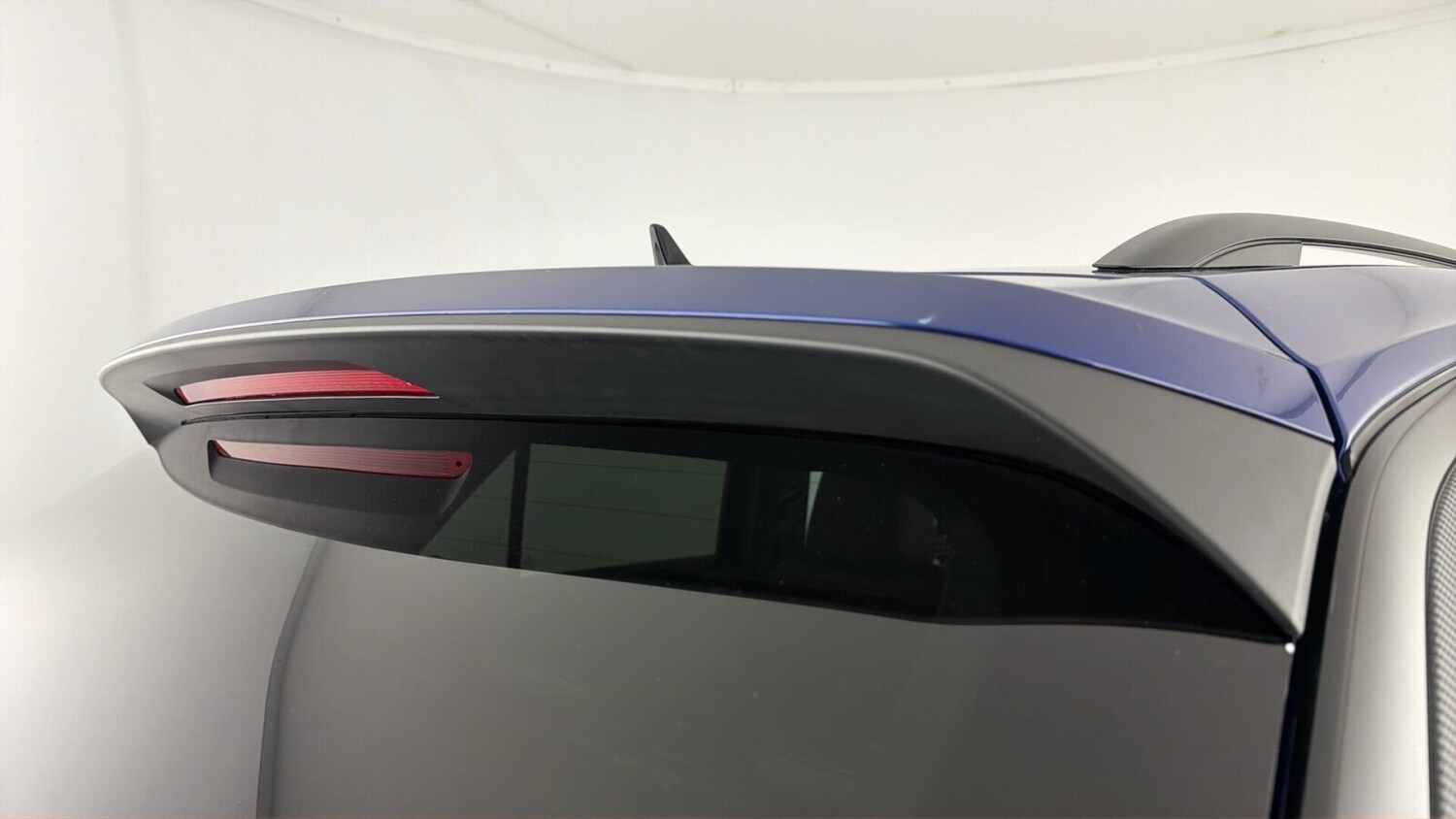 Used Volkswagen T-Roc 2025 for sale - 77660352: Photo 31