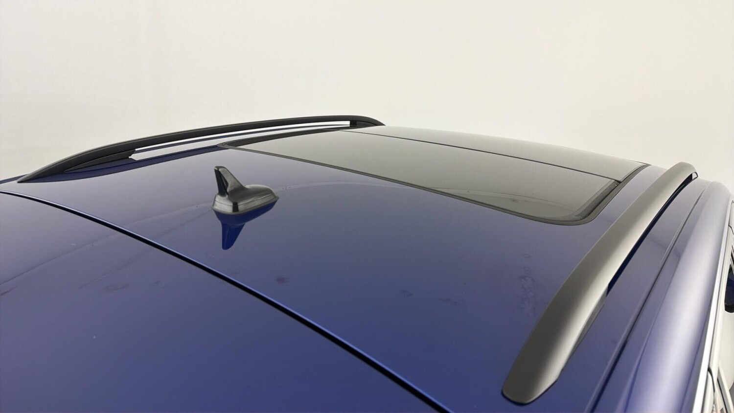 Used Volkswagen T-Roc 2025 for sale - 77660352: Photo 32