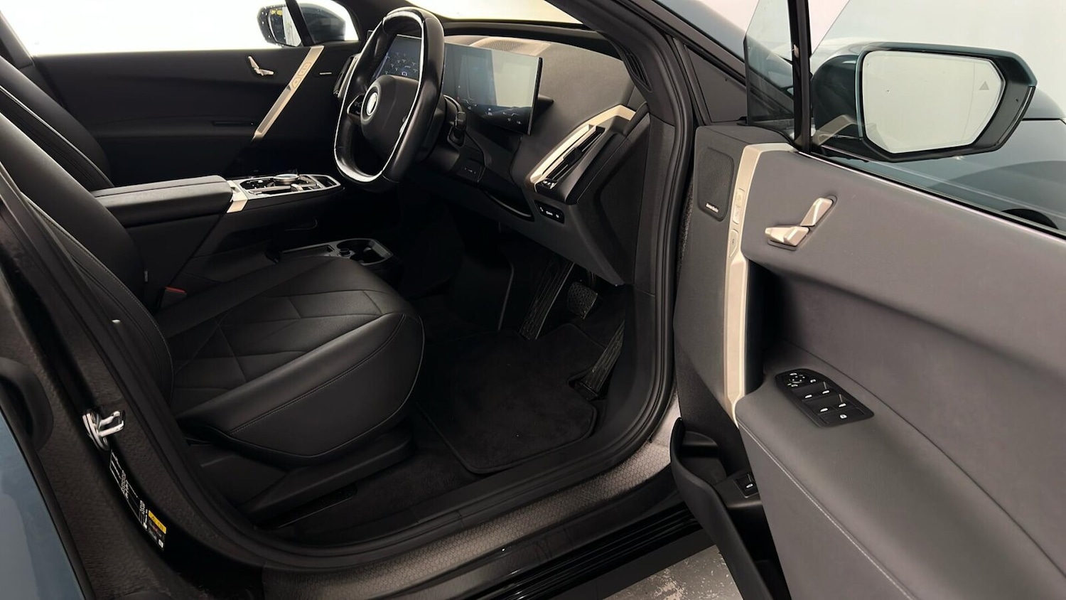 Used BMW iX 2022 for sale - 76586824: Photo 16